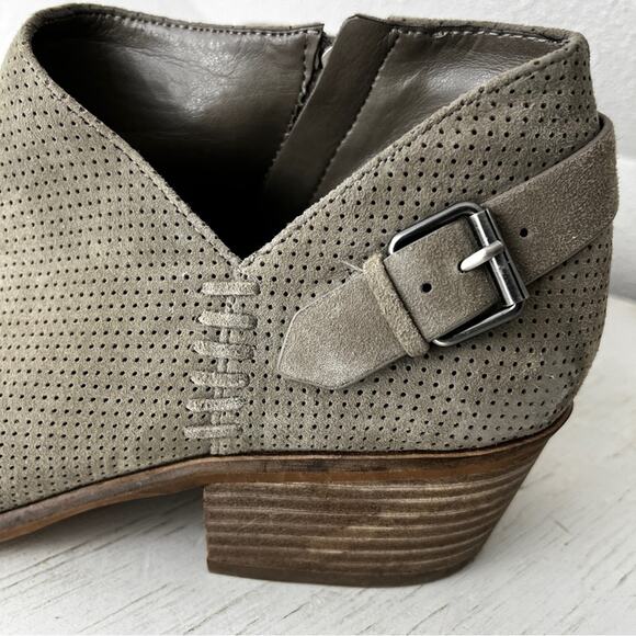 Vince Camuto Parveen suede buckle strap bootie size 12 - Picture 4 of 13